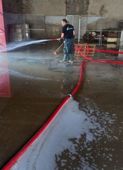 katharismos-apothikis-teloneioy-voloy-7